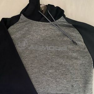 under armour fleece logo hoodie men’s size medium